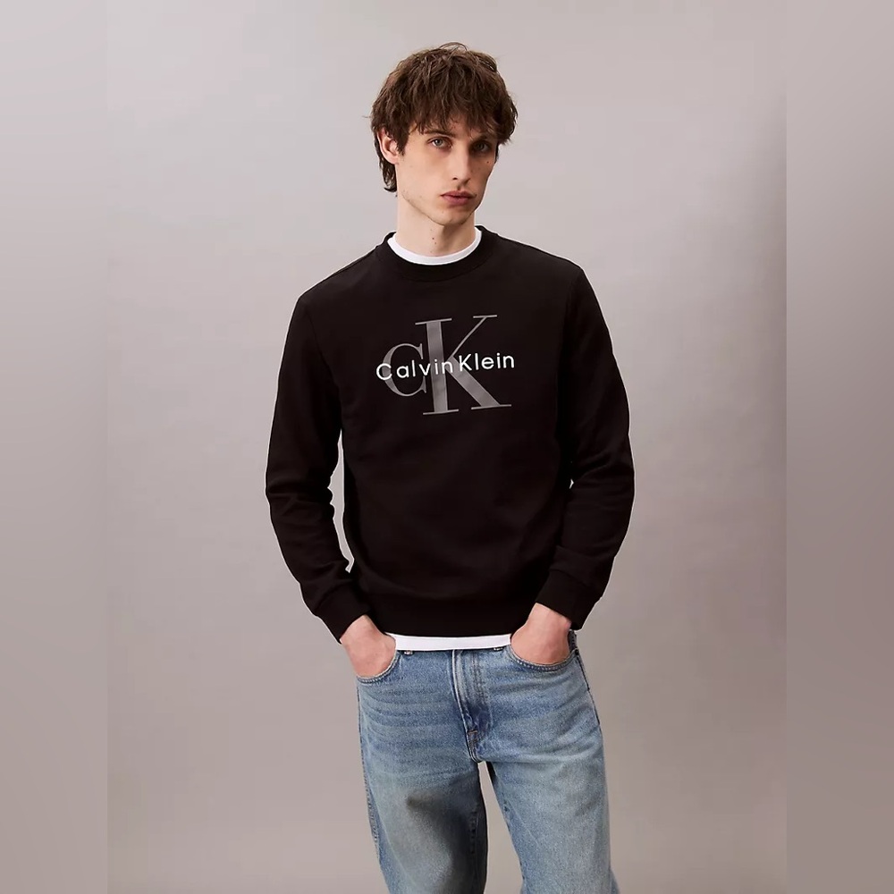 Calvin Klein Jeans Black Crewneck Sweatshirt size XL